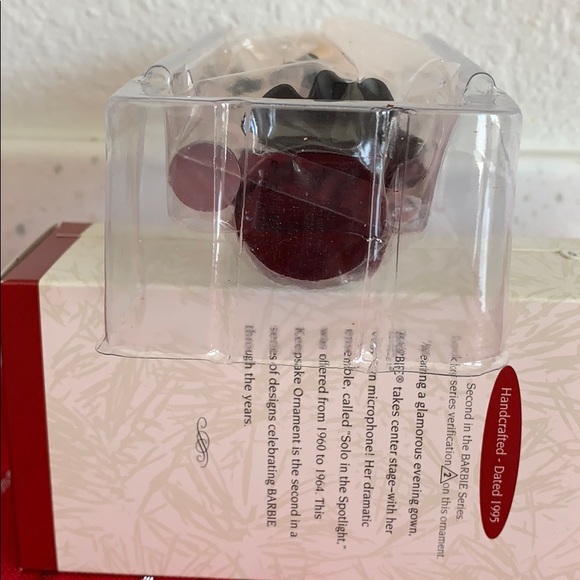 1995 Hallmark Barbie Collector’s Series Ornament - Picture 16 of 16